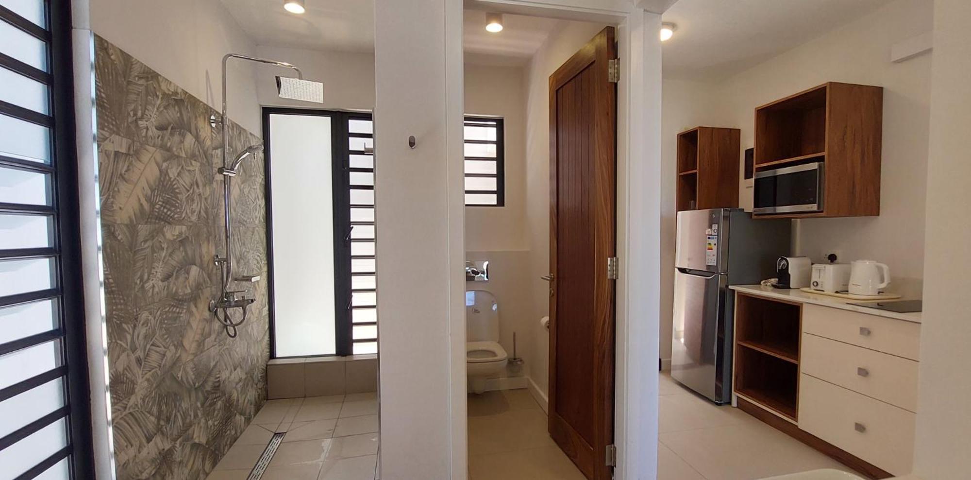 Canari Waterfront Villas Roches Noires Екстериор снимка